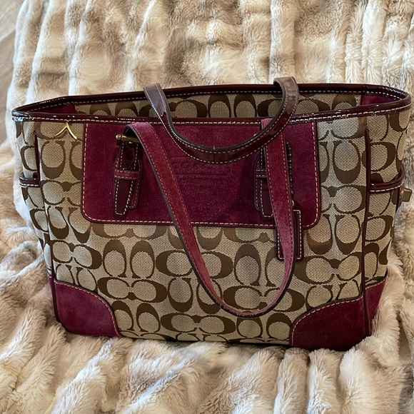 Coach Handbags - Classic Coach Leatherware EST 1941 logo bag with accented reddish purple suede.